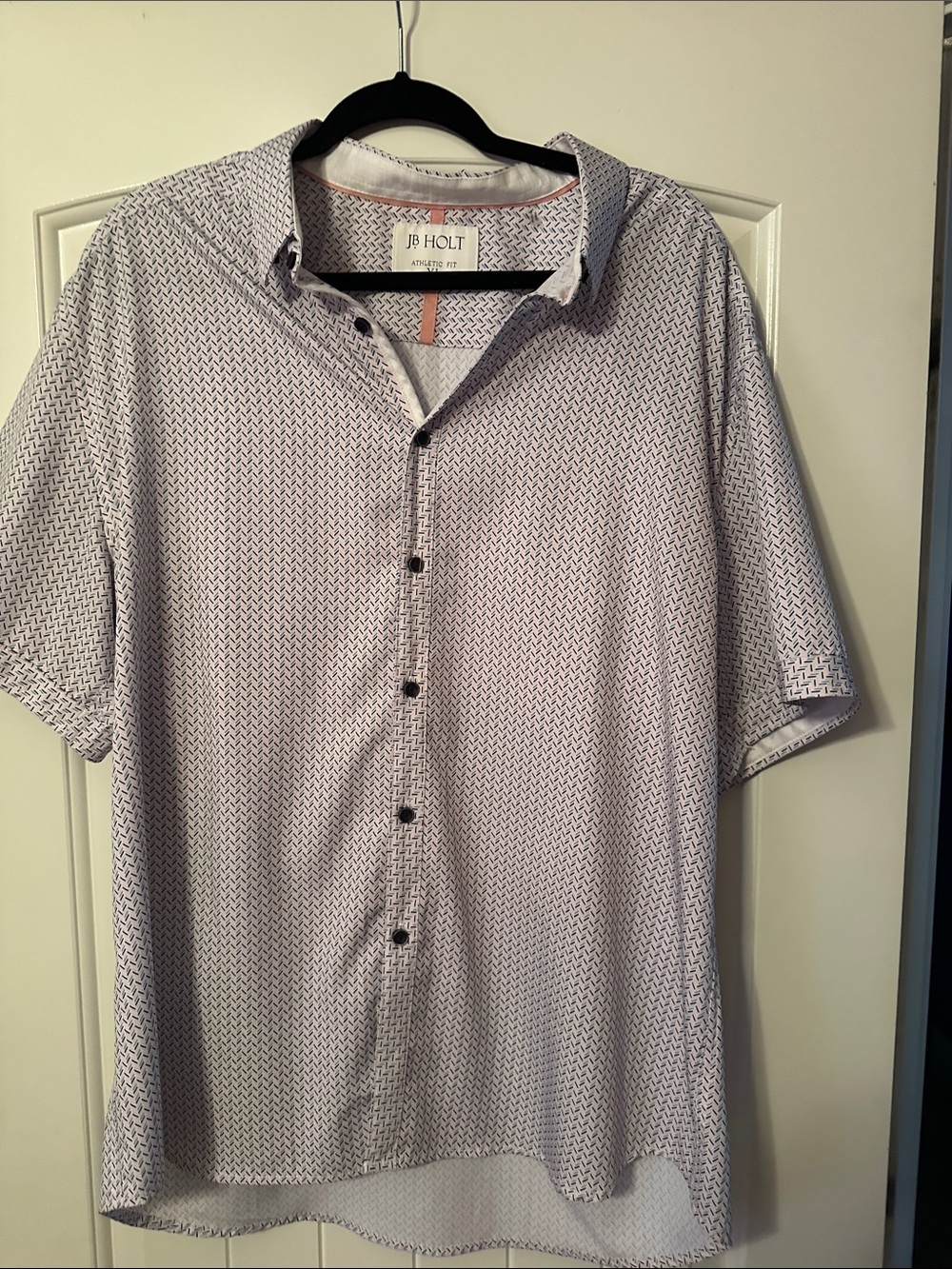 JB Holt Men’s Short-Sleeve Button Down Shirt in Light Blue Geo Print